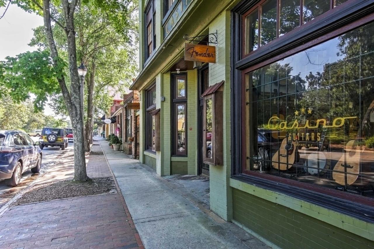 Downtown Townhome Walk To Dine And Shop On Broad St Southern Pines Bagian luar foto